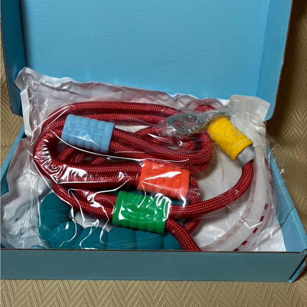 Red heavy duty rope dog leash